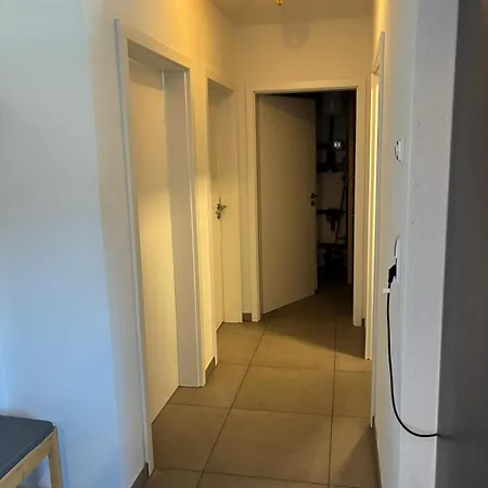 2 Separate Haeuser Nebeneinander Fuer 2 Familien! * Sehestedt (Lower-Saxony)